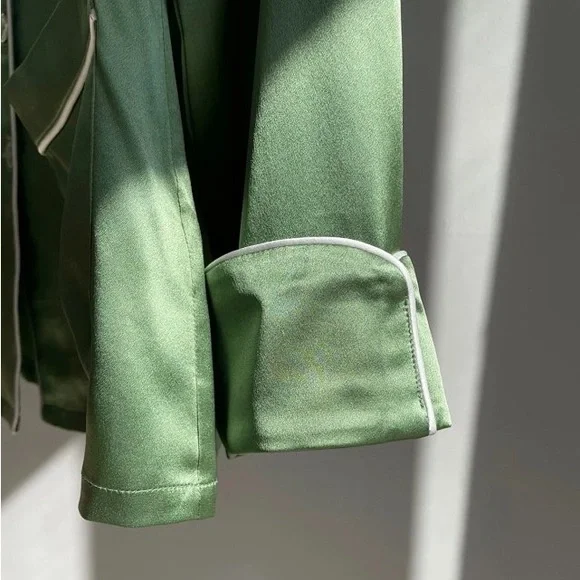 Olivia von Halle 100% silk pajamas set - Picture 8 of 15